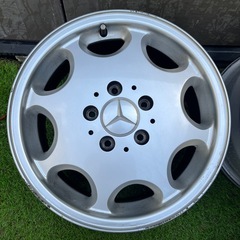 メルセデス
ベンツ・アルミホイール・美品‼️の画像
