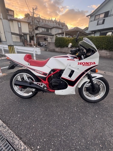 VT250F 絶好調　自賠責令和10年　個人売買に不安のある方…安心の車両です。