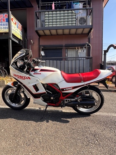 VT250F 絶好調　自賠責令和10年　個人売買に不安のある方…安心の車両です。
