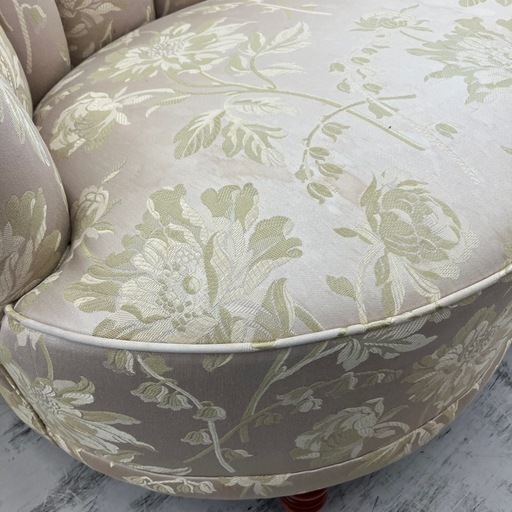 中古品　横浜ダニエル　ティファニーシェルシリーズ　2人掛けソファ　幅140cm 公田店
