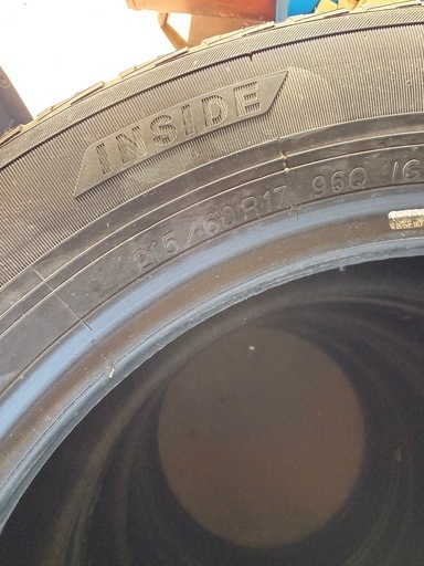 車のパーツ WINTER TYRE