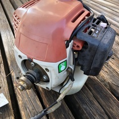 噴霧器 刈払機 草刈機 2サイクルエンジン[値下げ交渉可能]の画像
