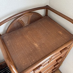 ラタン タンスの画像