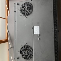 IHクッキングヒーターIHC-W2-Bの画像