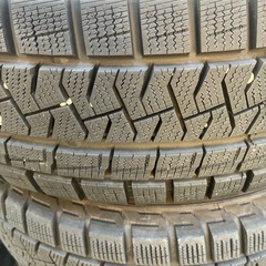 スタッドレスタイヤの画像