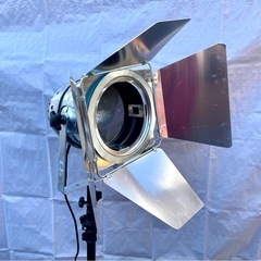 PAR64 バンドア付 スタンド付 カラーフィルター用枠付の画像