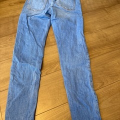 bershka スキニーデニムの画像
