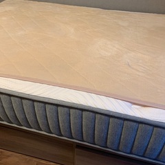 マットレス（セミダブル）アンド布団の画像