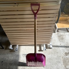 ポリカーボネート製のスコップの画像