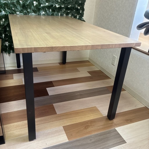 家具 FEATURES