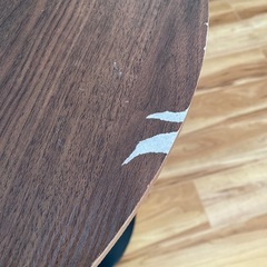 丸テーブルの画像