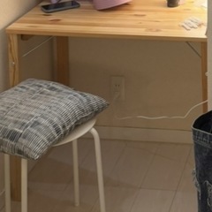 無印良品パイン材デスクの画像