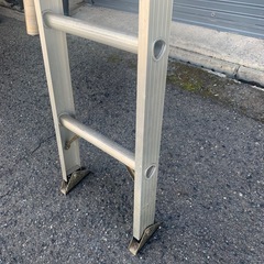 ❤️決まりました❤️激安断捨離早い者勝ち❤️アルミ製軽い　ロングハシゴ　脚立　現状の画像