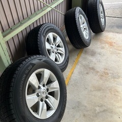 冬用/ダンロップ製スタッドレスタイヤ/トヨタ純正ホイールの画像