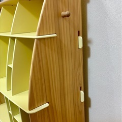 【美品】ディズニー本棚、おもちゃ棚、DVD収納、DWE、シンプルかわいいの画像