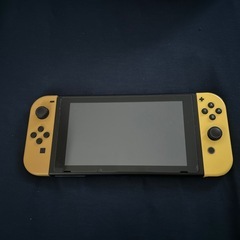 Nintendo Switch ピカチュウ・イーブイエディション（付属品あり）の画像