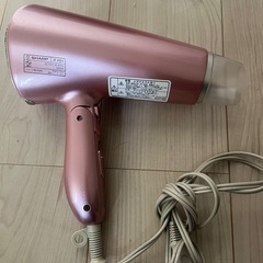 ドライヤーの画像