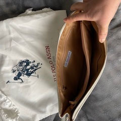 U.S. POLO ASSN. クラッチバッグの画像