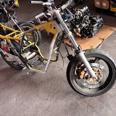 【CB400SF】不動車※エンジン生きてますの画像