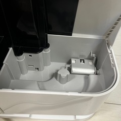 DAIKIN 空気清浄機　加湿器 ホワイトACK70X-W 定価5万の画像