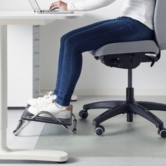【無料】IKEA フットレストの画像