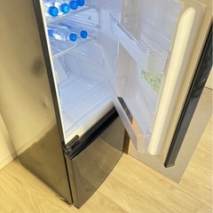 シャープ2ドア冷蔵庫の画像