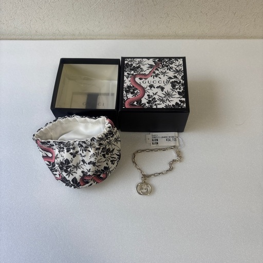 限定出品　新品　GUCCI ブレスレット