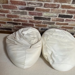 ビーズクッション２個の画像