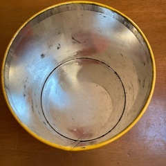 バター飴のレトロな空き缶の画像