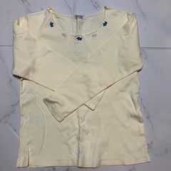 女子　子供服の画像