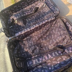 キャリーケースの画像