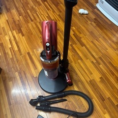 東芝コードレススティククリーナーの画像