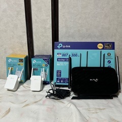 tp-link メッシュギガピットルーター+無線LAN中継器2台
の画像