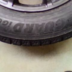 スタッドレスタイヤ195/65R15の画像