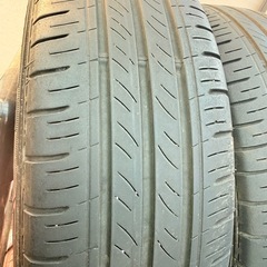 フリード 純正タイヤ 185/65R15  の画像