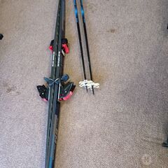 ☆★☆★☆ スキー板・靴・ストック一式 ☆★☆★☆の画像