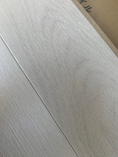❤️決まりました❤️最終断捨離激安価格早い者勝ち❤️新品保管品在庫品サンゲツ　フロアタイル3ケースまとめて　リフォーム　リノベーション