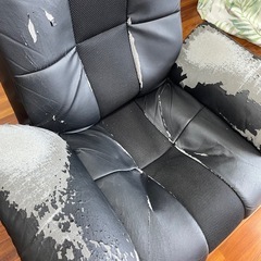 ボッロボロのリクライニングチェア(回転座椅子)もらいませんか？の画像