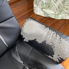 ボッロボロのリクライニングチェア(回転座椅子)もらいませんか？の画像