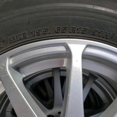 ホイール付きタイヤ4本セット】15インチ／PCD100／5穴 タイヤ：195/65R15（91H） の画像
