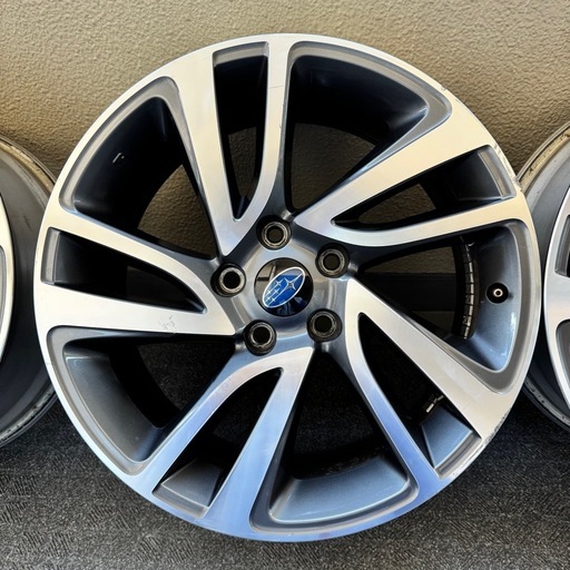 レヴォーグ GT-S 純正ホイール 18インチ 4本セット　　