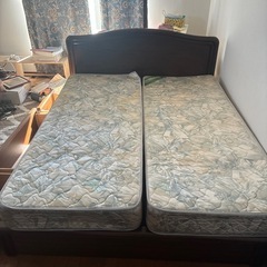 キングベッド 
の画像