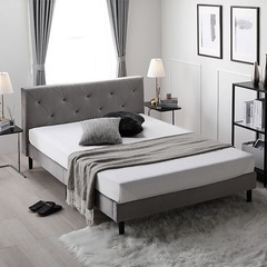 ダブルベッド①の画像