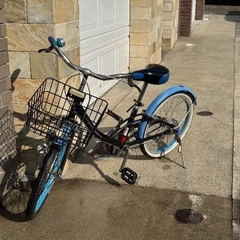 キラキラの文字付き子供用自転車の画像