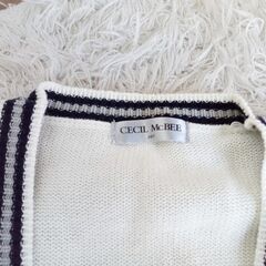 セシルマクビー　CECIL McBEE　高校生　カーディガン　Mサイズ　白　ほとんど使ってませんの画像