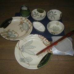 和食器  天ぷら揃 盛り皿2枚/取り皿５枚/つゆ入れ/薬味入れ/箸  野菜柄の画像