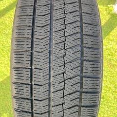 スタッドレスタイヤ　4本セット　ホイール付の画像