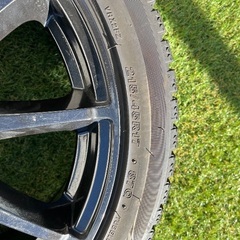 スタッドレスタイヤ　4本セット　ホイール付の画像