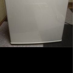 ジャンク電気ヒーター2台とワンドア冷蔵庫の画像