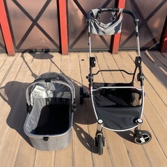 ペットカート・ペットバギー　人気のピッコロカーネ製の画像